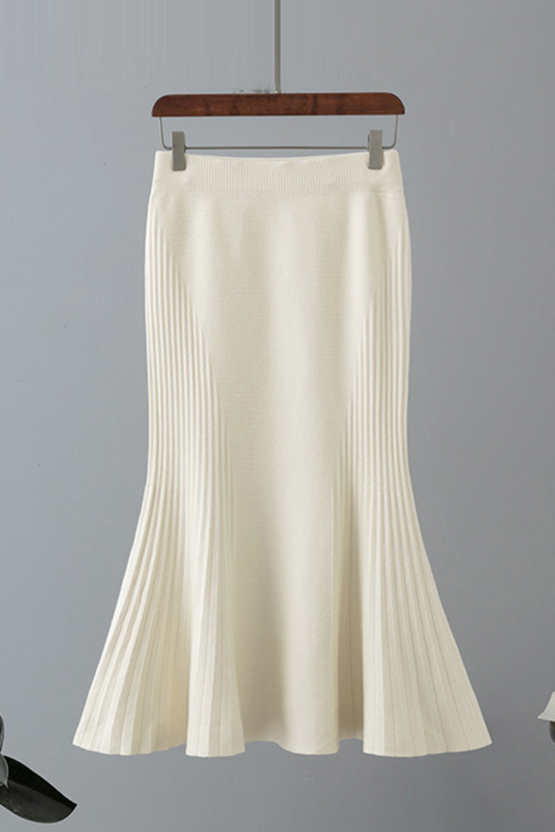 Ribbed Knit Flared Midi Skirt